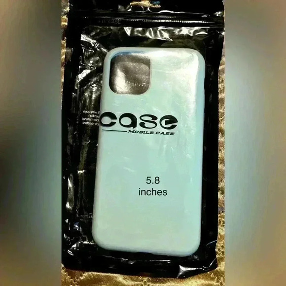 Apple IPhone Case - Picture 1 of 2